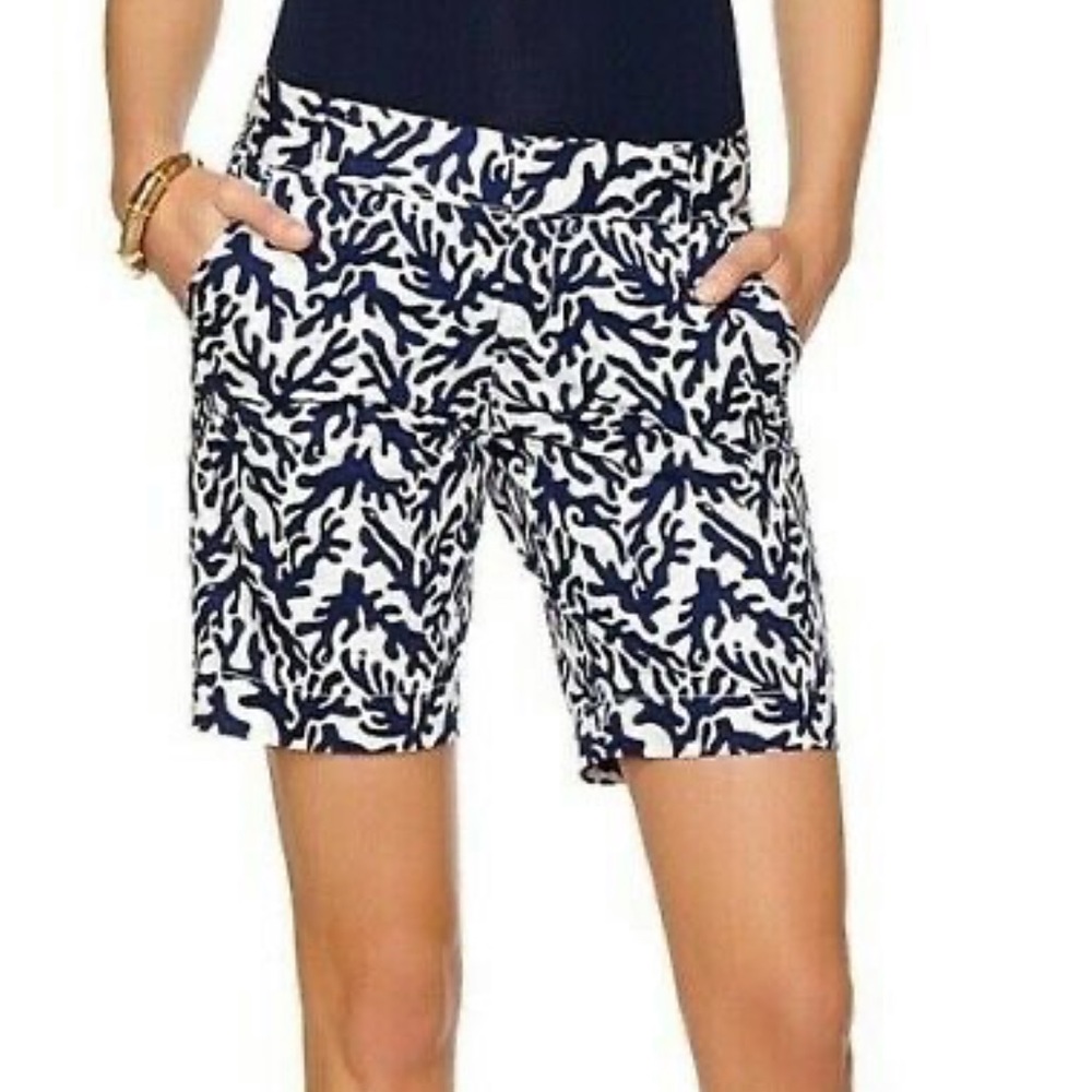 Lilly Pulitzer Printed Shorts Size 4
